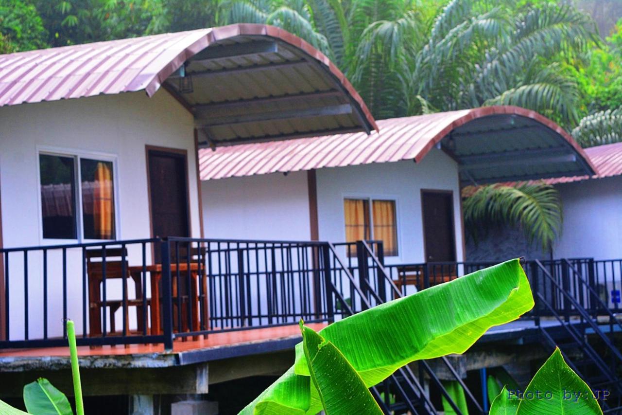 Khaosok River Camp Khao Sok National Park Extérieur photo