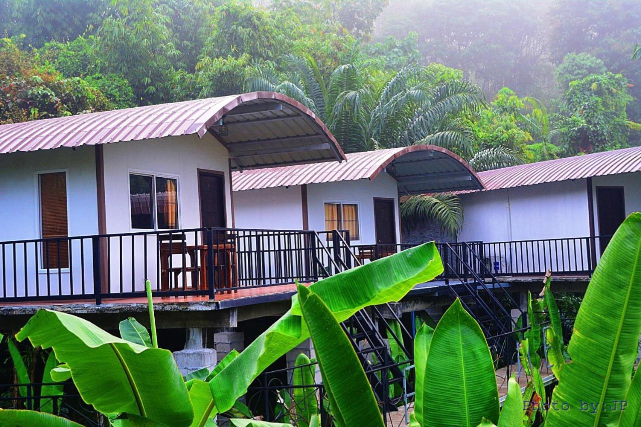 Khaosok River Camp Khao Sok National Park Extérieur photo
